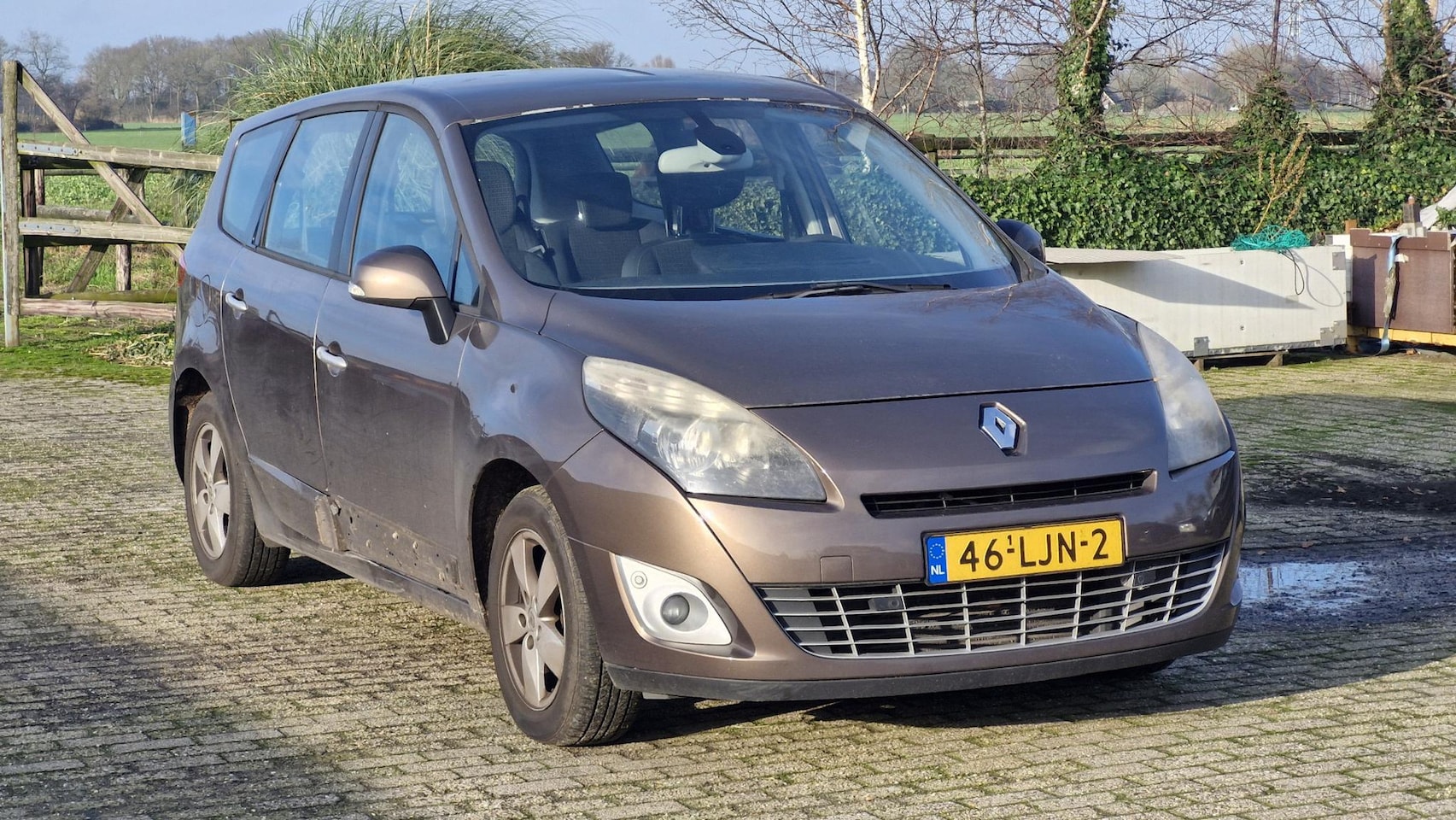 Renault Grand Scénic - 1.4 TCe Dynamique Only Export I Alleen voor Export I APK 06-02-2026 - AutoWereld.nl