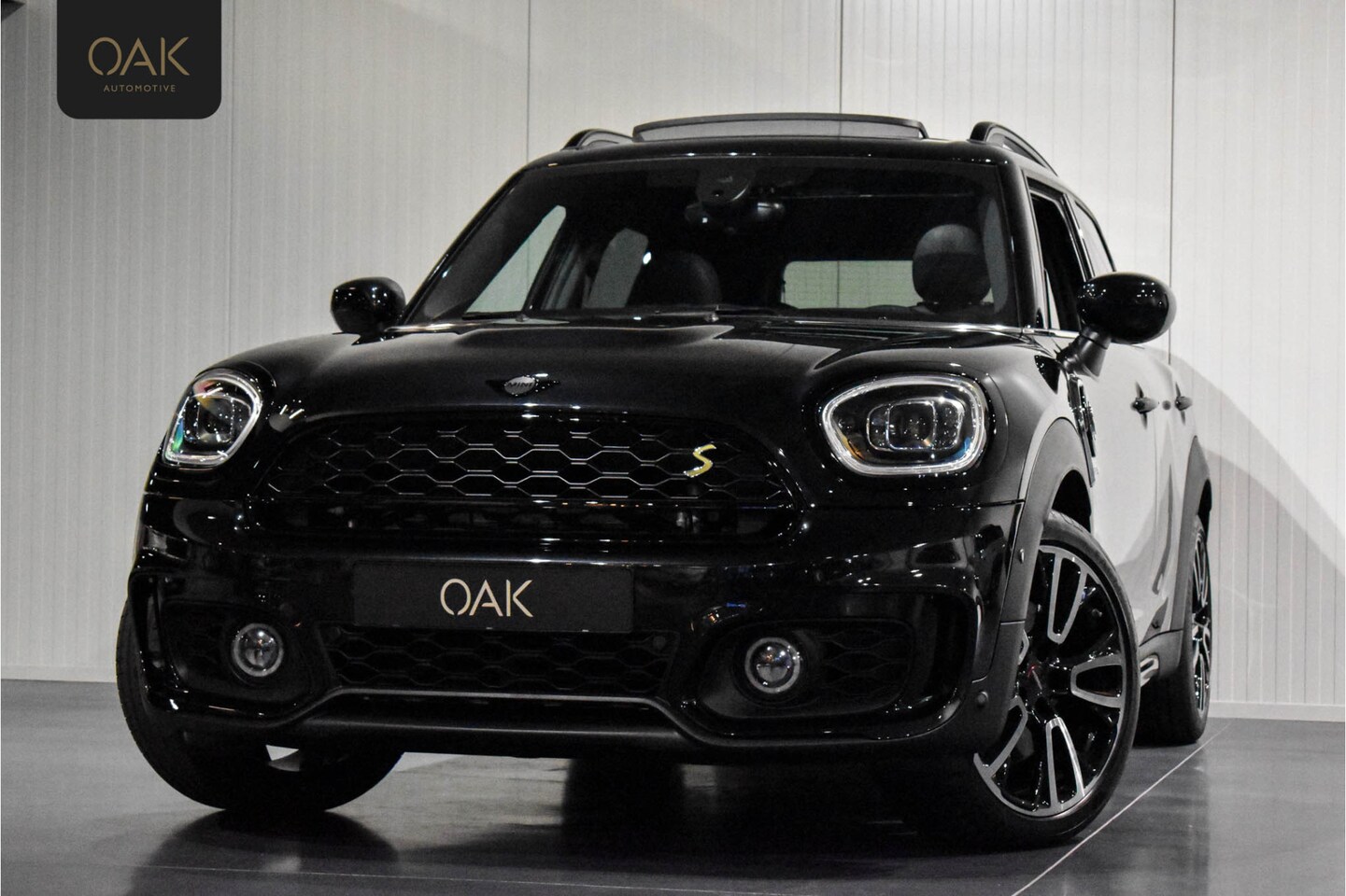 MINI Countryman - Cooper SE Hybrid ALL4 JCW-Trim | Navi | Panorama | Lounge Leder | Memory | Head-Up | Camer - AutoWereld.nl