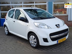 Peugeot 107 - 1.0-12V XR