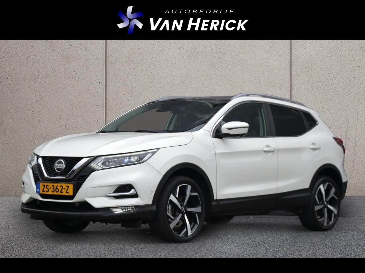 Nissan Qashqai - 1.6 Tekna 165PK | Navigatie | 1e eigenaar | Compleet - AutoWereld.nl