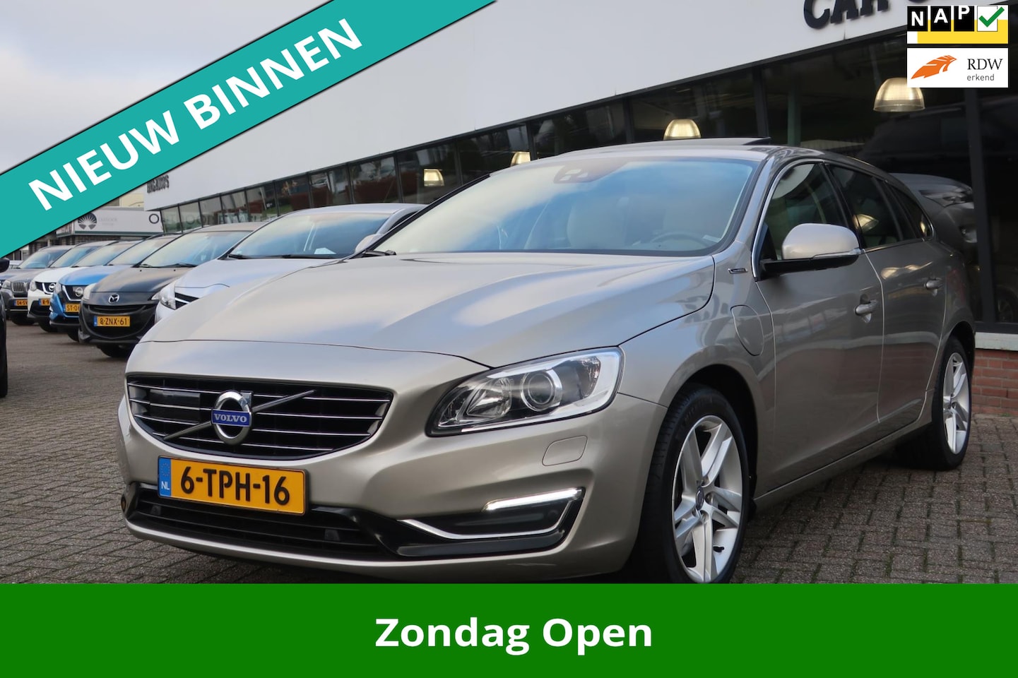 Volvo V60 - 2.4 D6 AWD Plug-In Hybrid Summum 2e EIG_ADAP-CRUIS_BLIZ_NAP. - AutoWereld.nl