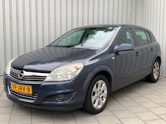 Opel Astra - 1.6 Temptation|Navigatie|Climate Control|