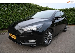 Ford Focus Wagon - 1.0 Titanium