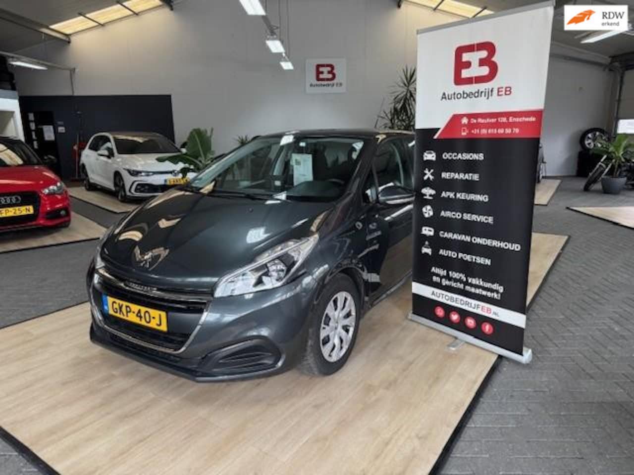 Peugeot 208 - 1.2 PureTech Access Navi-Trekhaak-Cruise! - AutoWereld.nl