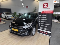 Peugeot 208 - 1.2 PureTech -Style-Panoramadak-Cruise