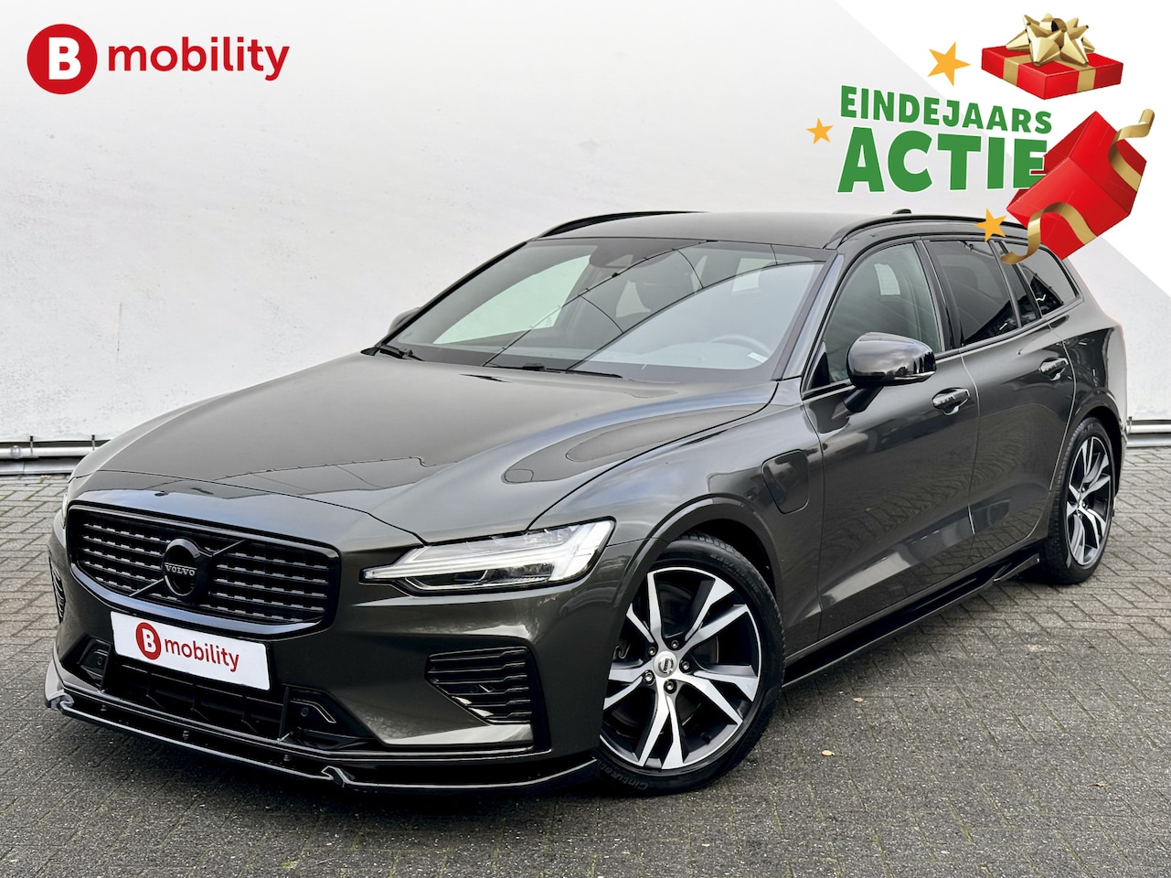 Volvo V60 - 2.0 T8 Twin Engine AWD R-Design Harman-Kardon | Leer | Achteruitrijcamera | Adaptive Cruis - AutoWereld.nl