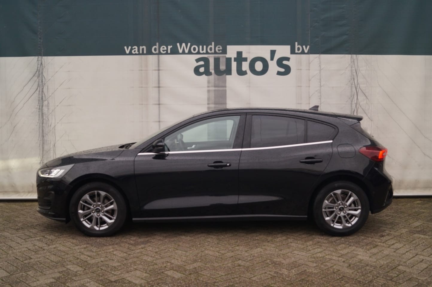 Ford Focus - 1.0 EcoBoost Hybrid Titanium Style 1.0 EcoBoost Hybrid Titanium Style -NAVI-ECC- - AutoWereld.nl