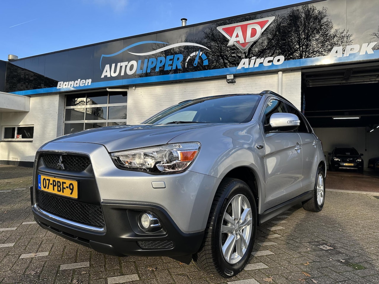 Mitsubishi ASX - 1.6 Intense ClearTec /keyless/panoramaraam/lm velgen/all season banden/trekhaak/Nieuwe apk - AutoWereld.nl