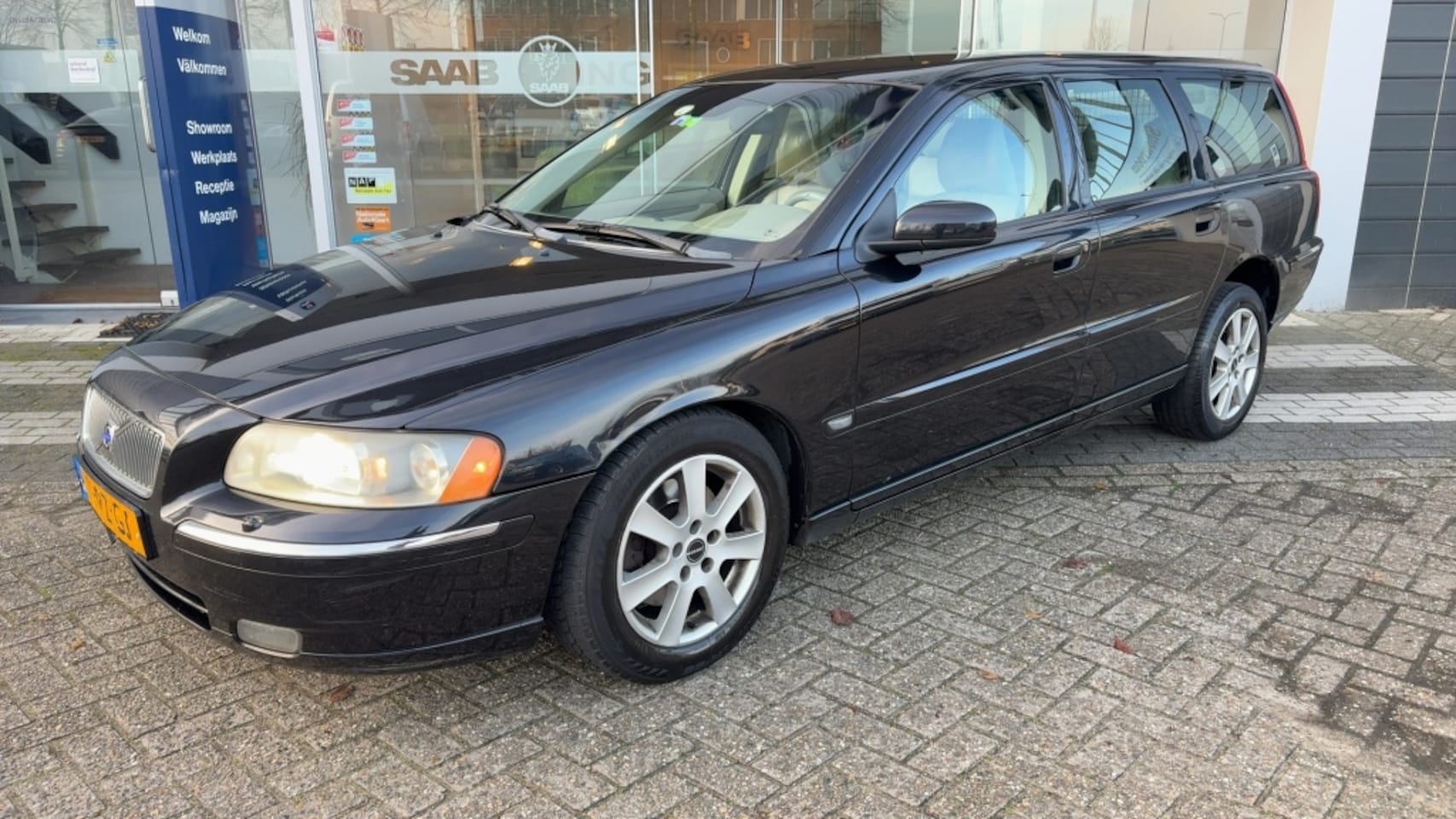 Volvo V70 - 2.5T AWD Summum 2.5T AWD Summum - AutoWereld.nl