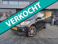 Volkswagen Up! - 1.0 high up | Met o.a. navigatie, cruise control, stoelverwarming en lichtmetalen velgen