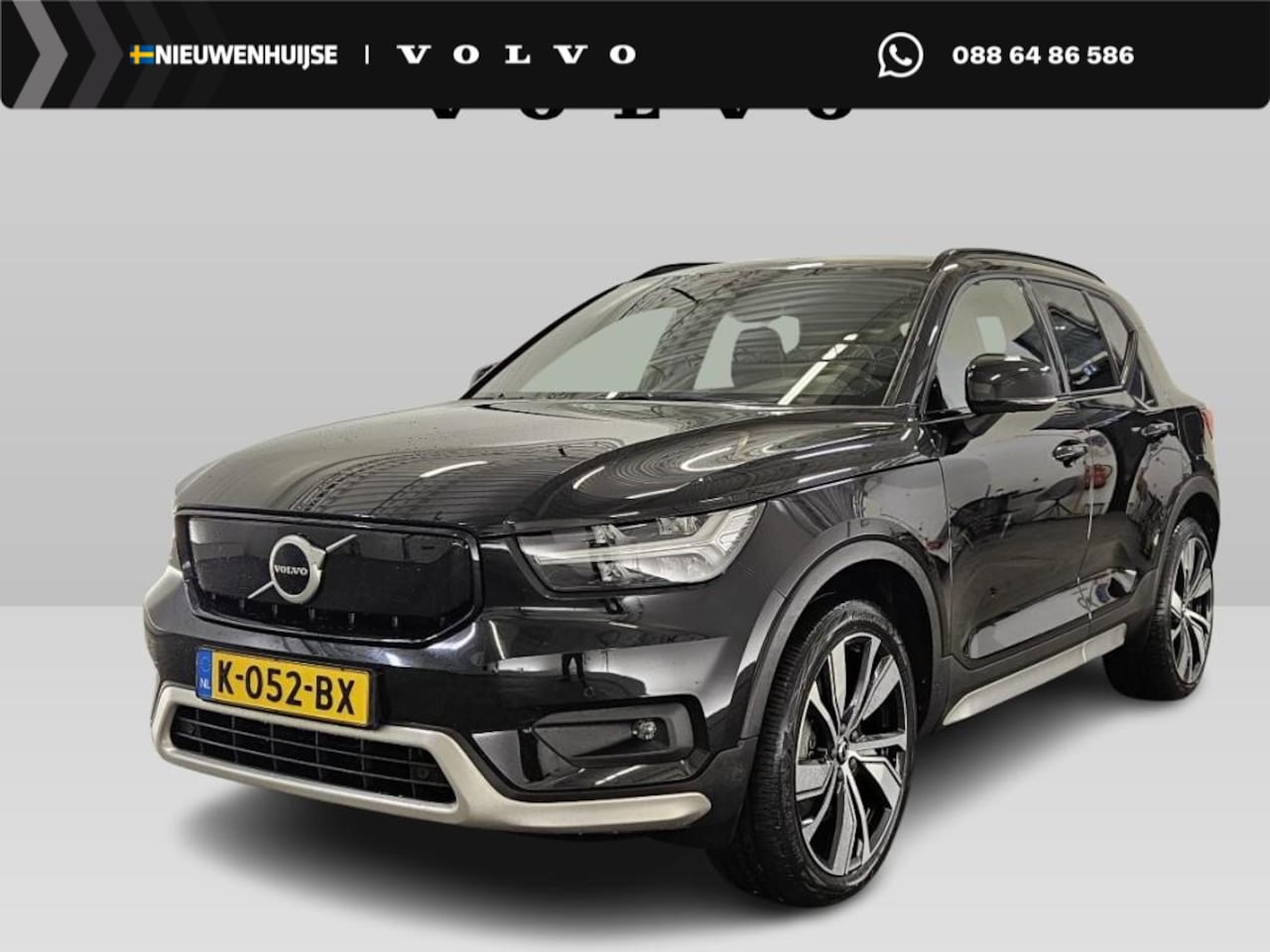 Volvo XC40 - Recharge P8 AWD R-Design | Stoel en Stuurverwarming | Donker Glas | 94% SOH | Parkeercamer - AutoWereld.nl