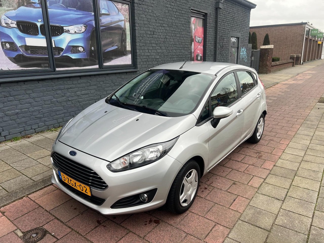 Ford Fiesta - 1.25 Titanium distributieriem vervangen - AutoWereld.nl