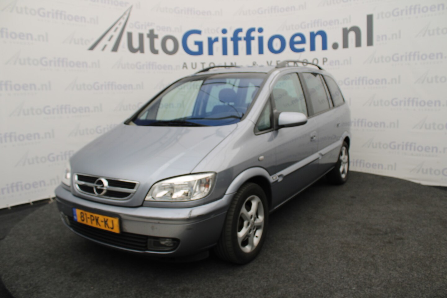 Opel Zafira - 2.2-16V Elegance nette 7-zitter met navigatie - AutoWereld.nl