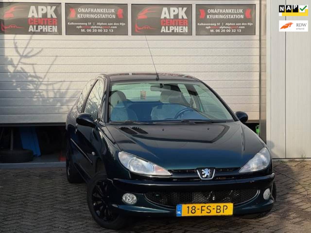 Peugeot 206 - 1.4 XT AUTOMAAT - AutoWereld.nl