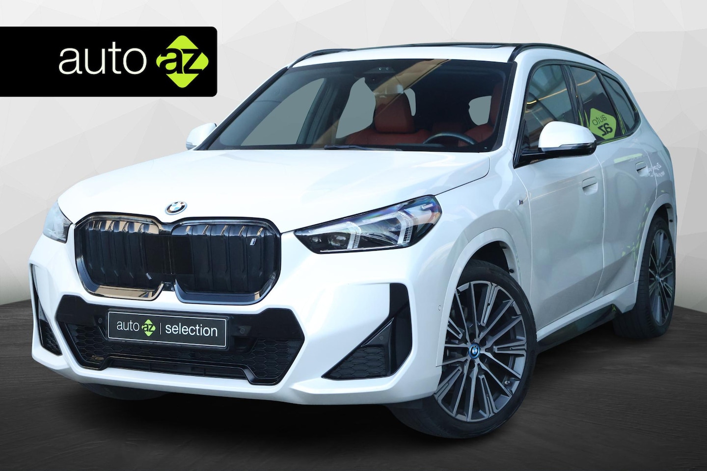 BMW iX1 - xDrive30 Launch Edition 67 kWh / M-Sport / Harman Kardon / Memory - AutoWereld.nl