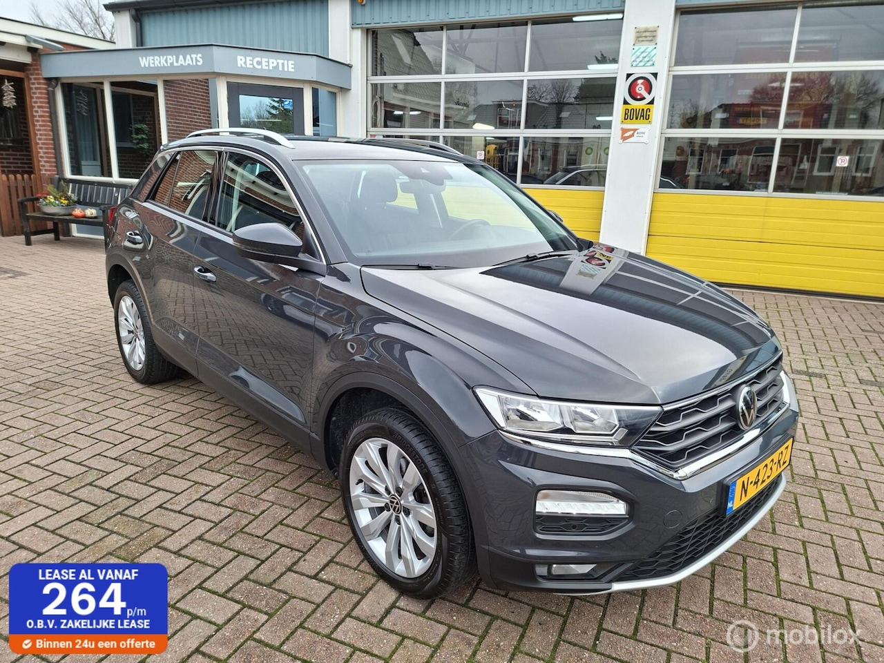 Volkswagen T-Roc - 1.0 TSI Style Business 1.0 TSI Style Business - AutoWereld.nl