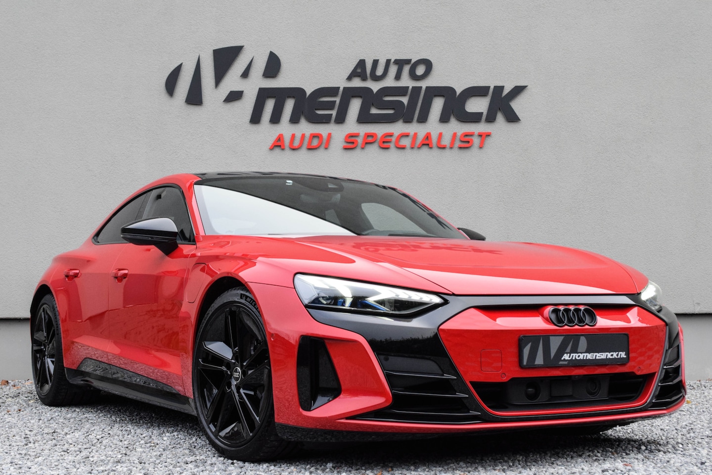 Audi e-tron GT - Quattro / RS Design Interieur/ Luchtvering/ Bang & Olufsen Sound System/ Panoramadak/ - AutoWereld.nl