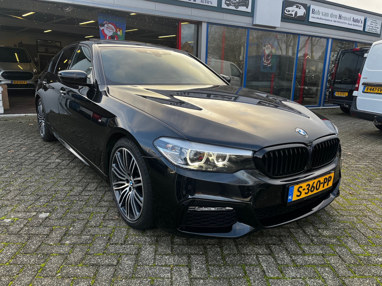 BMW 5-serie - 520d High Executive M SPORT 115000 KM - AutoWereld.nl