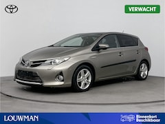 Toyota Auris - 1.8 Hybrid Lease Pro | Panoramisch dak |