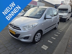 Hyundai i10 - 1.1 i-Drive Cool 5 deurs, airco, centrale vergrendeling, elektrische ramen