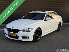 BMW 3-serie - 318i Edition M Sport High Executive, Dakraam, HK