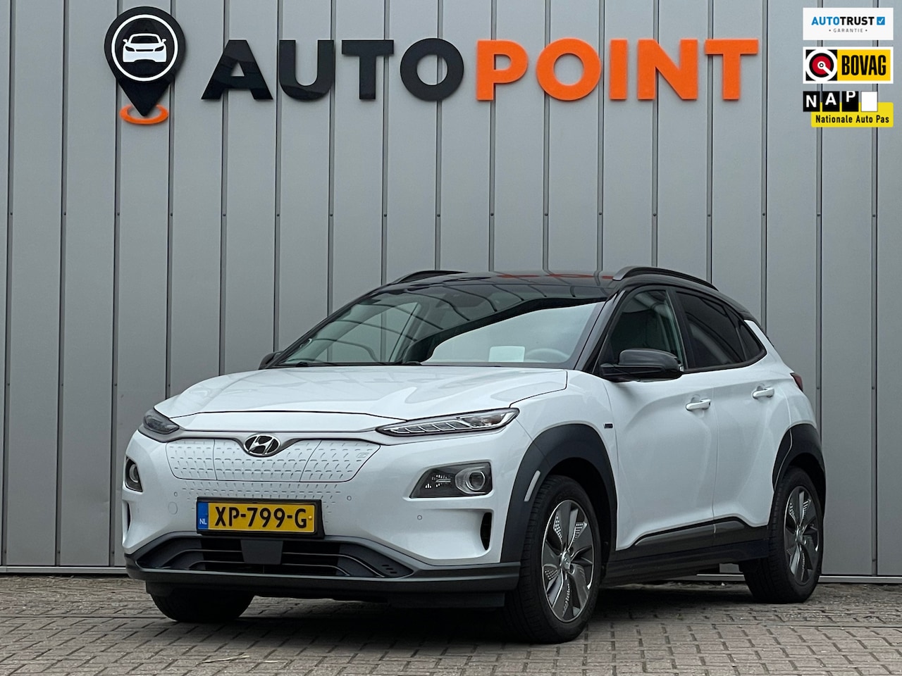Hyundai Kona Electric - EV Premium 64 kWh|CAMERA|STOEL VERKOELING, VERWARMING|ADAPT.CRUISECONTROL|STUURVERWARMING| - AutoWereld.nl
