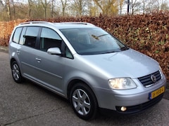 Volkswagen Touran - 2.0-16V FSI 7 PERS NWE APK CRUISE TREKHAAK