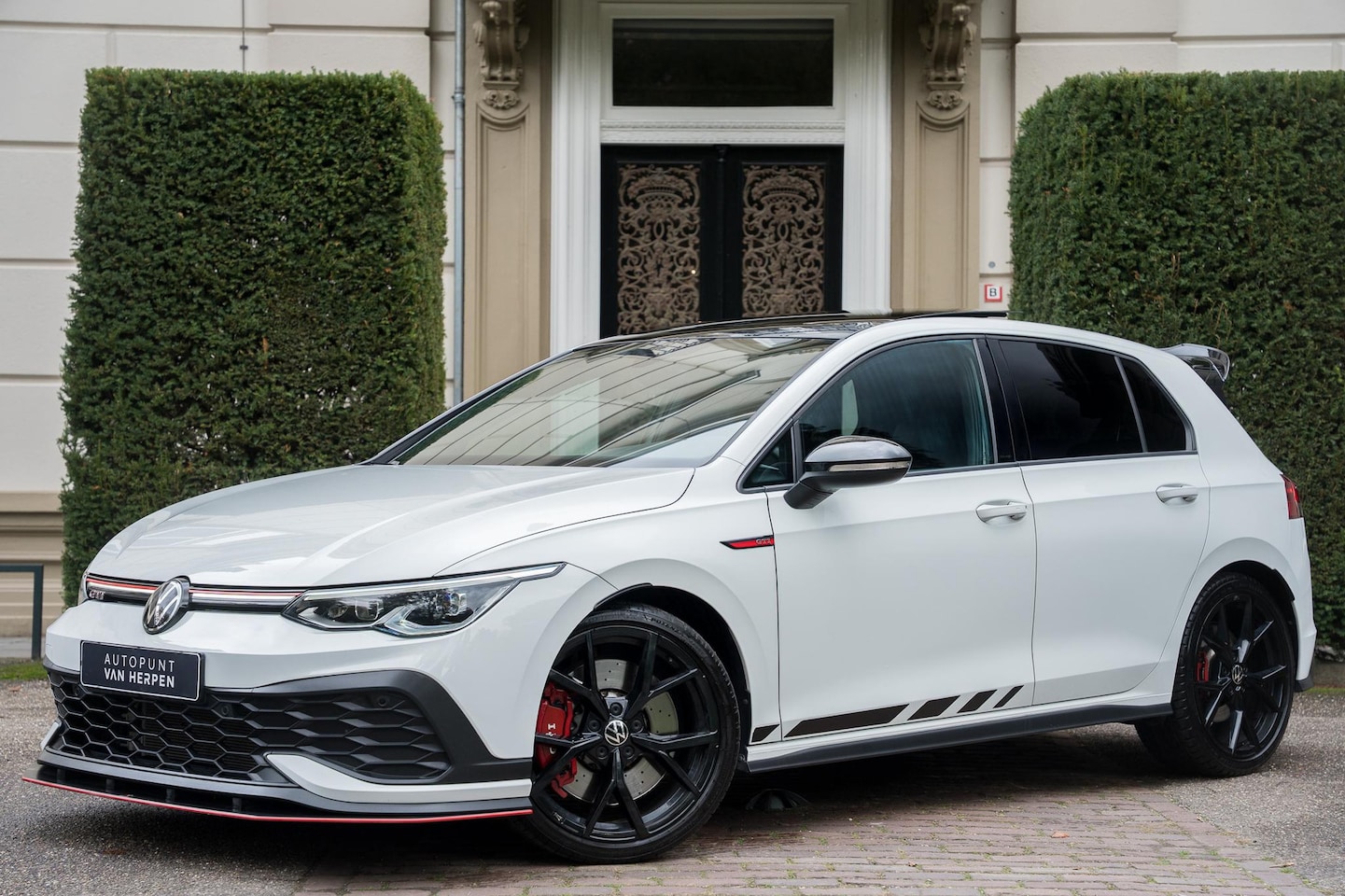 Volkswagen Golf - 2.0 TSI GTI CLUBSPORT PANO | SPER | CAMERA | MAXTON - AutoWereld.nl