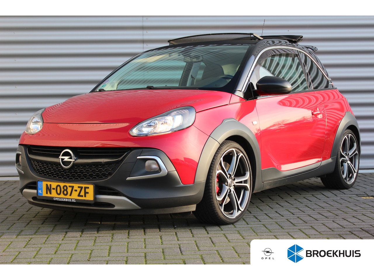 Opel ADAM - 1.4 TURBO 150PK ROCKS S / LEDER / CLIMA / LED / 18" BI-COLOR / RECARO / BLUETOOTH / CRUISE - AutoWereld.nl