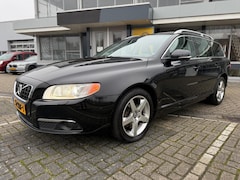 Volvo V70 - 2.0 D3 Limited Edition | 5 Cylinder | Schuifdak | Leder | Navi | Trekhaak |