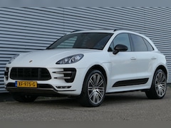 Porsche Macan - 3.6 Turbo Sport Chrono Panorama Burmester Alcantara hemel