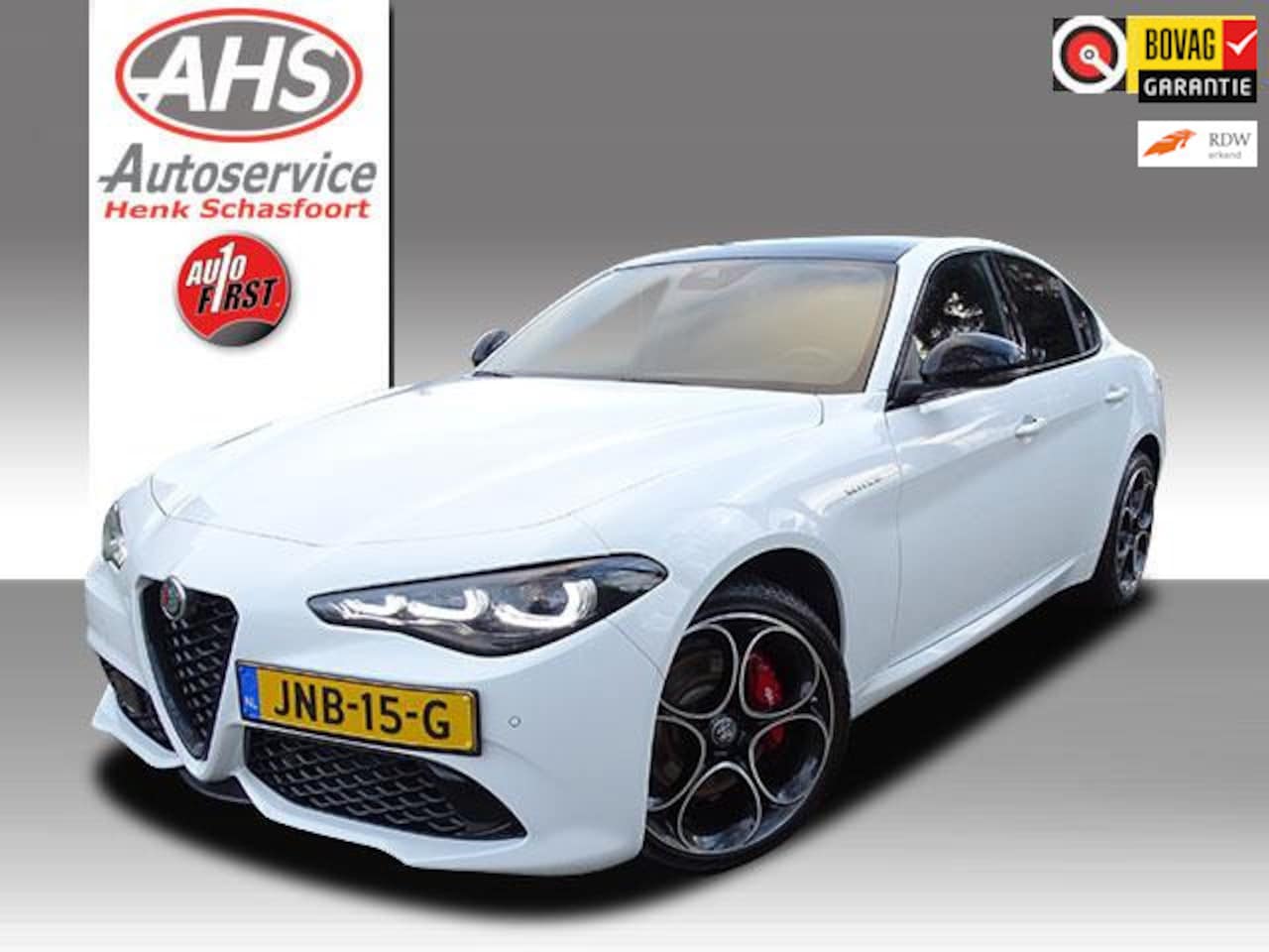 Alfa Romeo Giulia - 2.0 T GME AWD Veloce 2.0 T GME AWD Veloce 280PK, panoramadak! - AutoWereld.nl