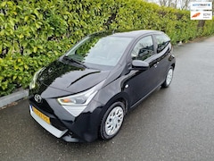 Toyota Aygo - 1.0 VVT-i x-play uit 2022