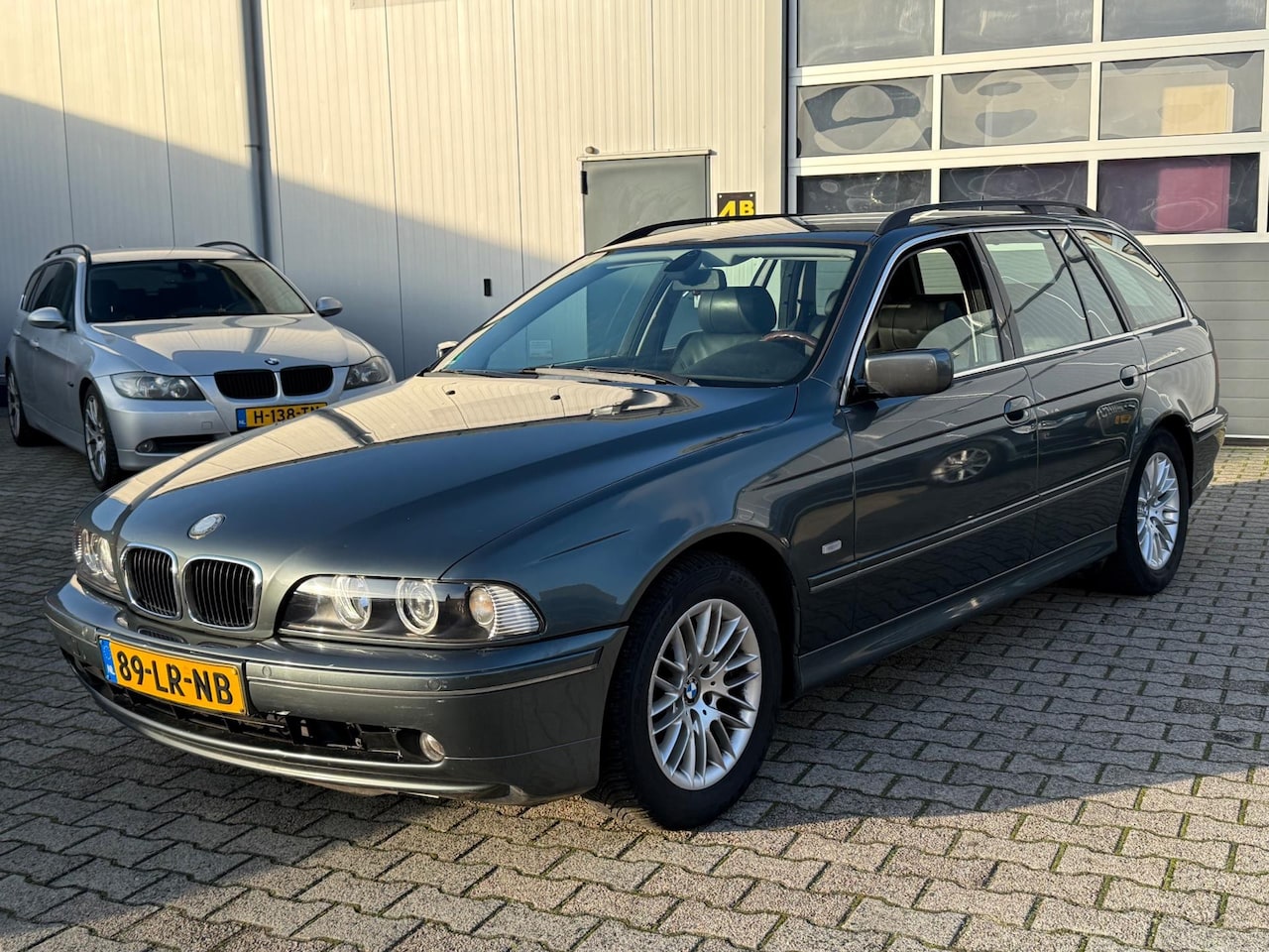 BMW 5-serie Touring - 525i Edition 2003 Facelift Automaat Navi - AutoWereld.nl