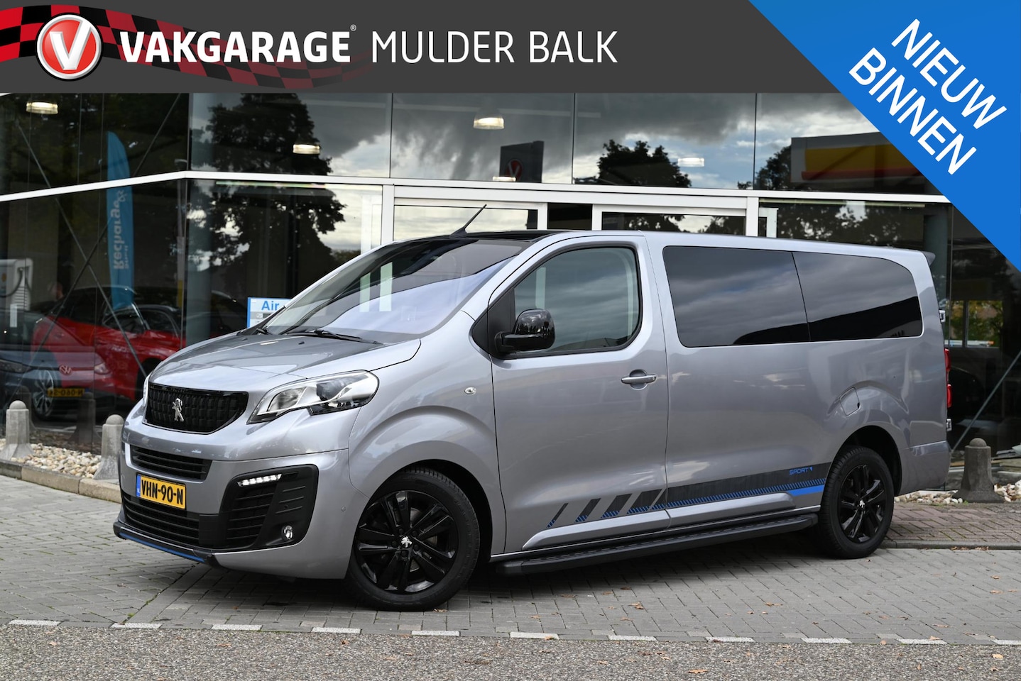 Peugeot Expert - 2.0 BlueHDI 180 Long Sport DC 2.0 BlueHDI 180 Long Sport DC - AutoWereld.nl