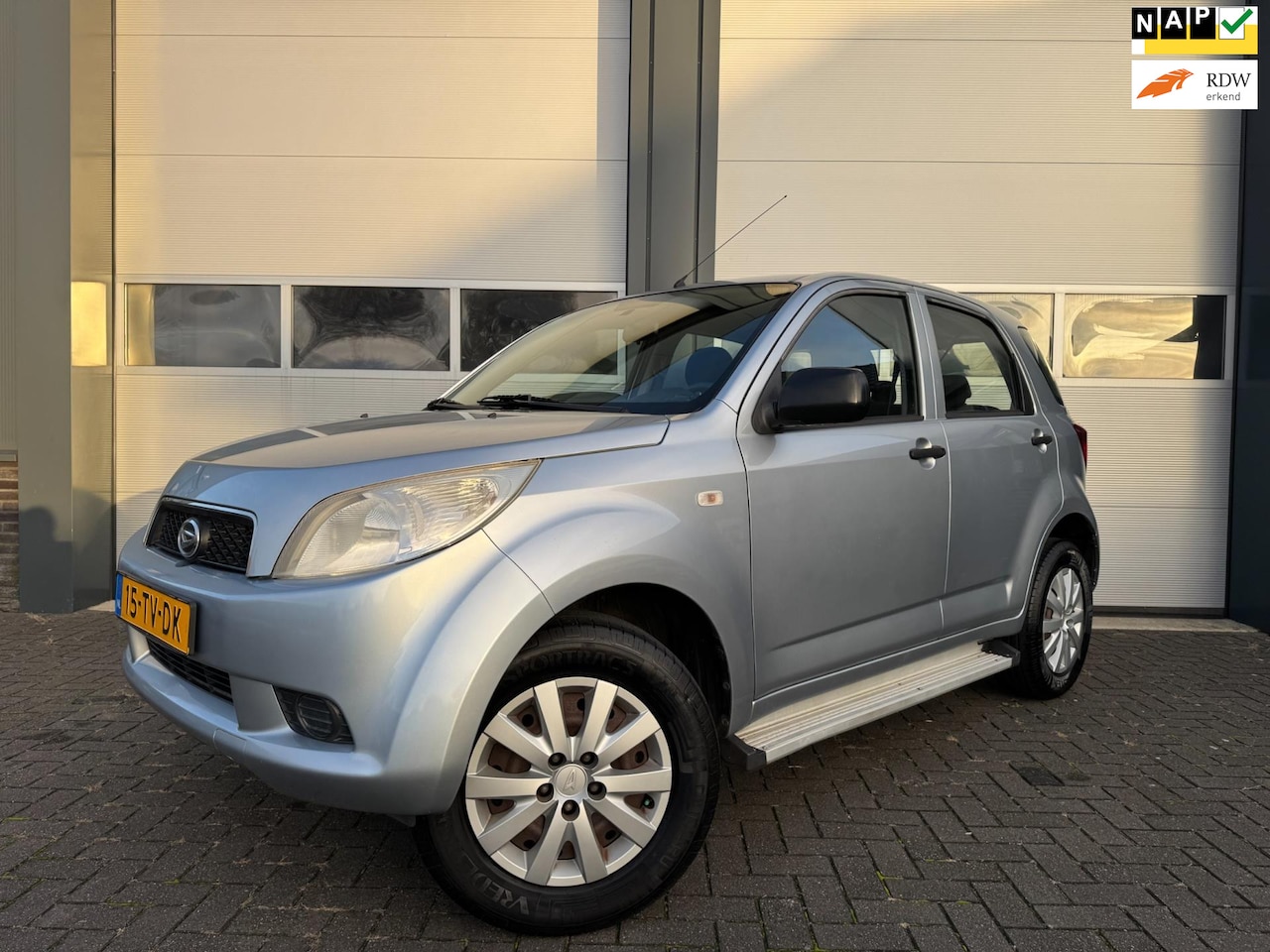 Daihatsu Terios - 1.5-16v Explore 2WD Parkeersensor 1e Eigenaar! - AutoWereld.nl