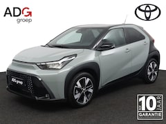 Toyota Aygo X - Hybrid 115 pulse | Parkeersensoren Rondom | Keyless Entry | Automatische Airco | 17 Inch L