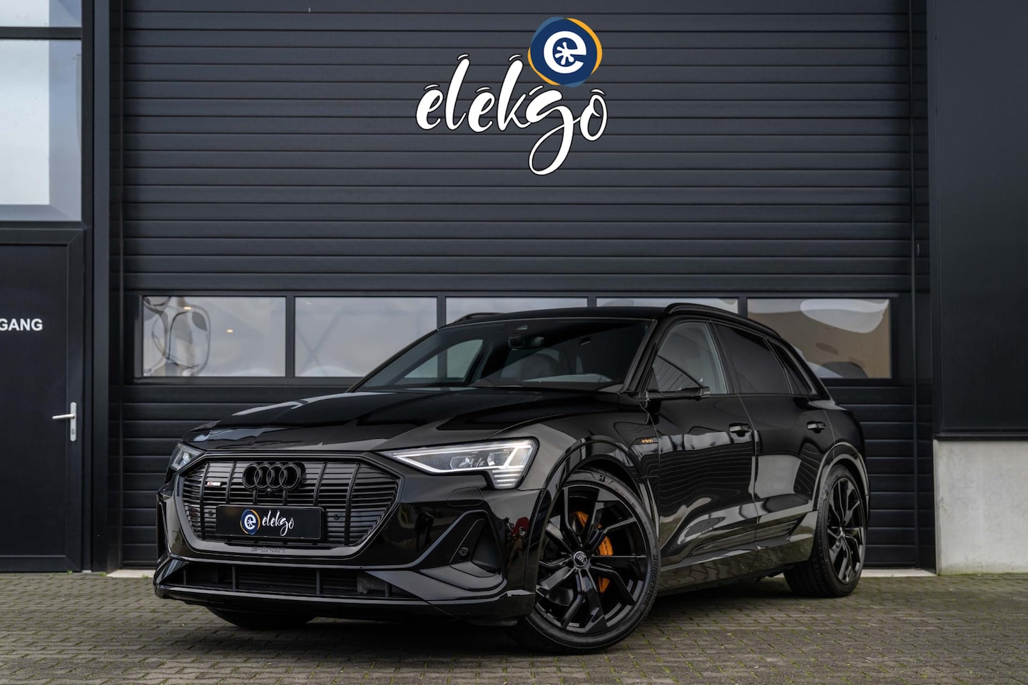 Audi e-tron - 55 Quattro S-Line|BTW|408PK |Black optic|360|22 inch|Luchtvering - AutoWereld.nl