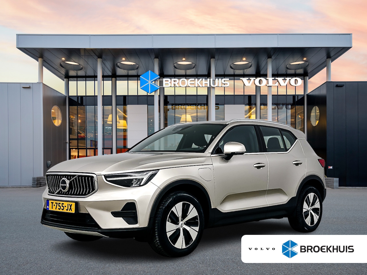 Volvo XC40 - T4 Recharge Plus Bright | 18" | Elektr. verst. stoelen | Harman Kardon | Adaptieve Cruise - AutoWereld.nl