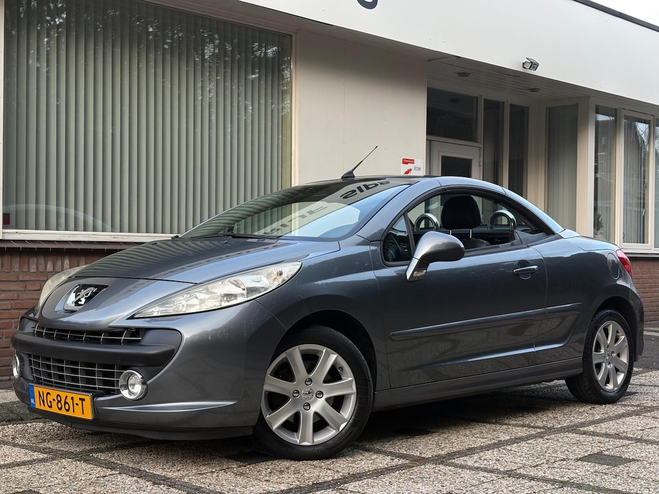 Peugeot 207 CC - 1.6 VTi | Airco | Leder bekleding - AutoWereld.nl