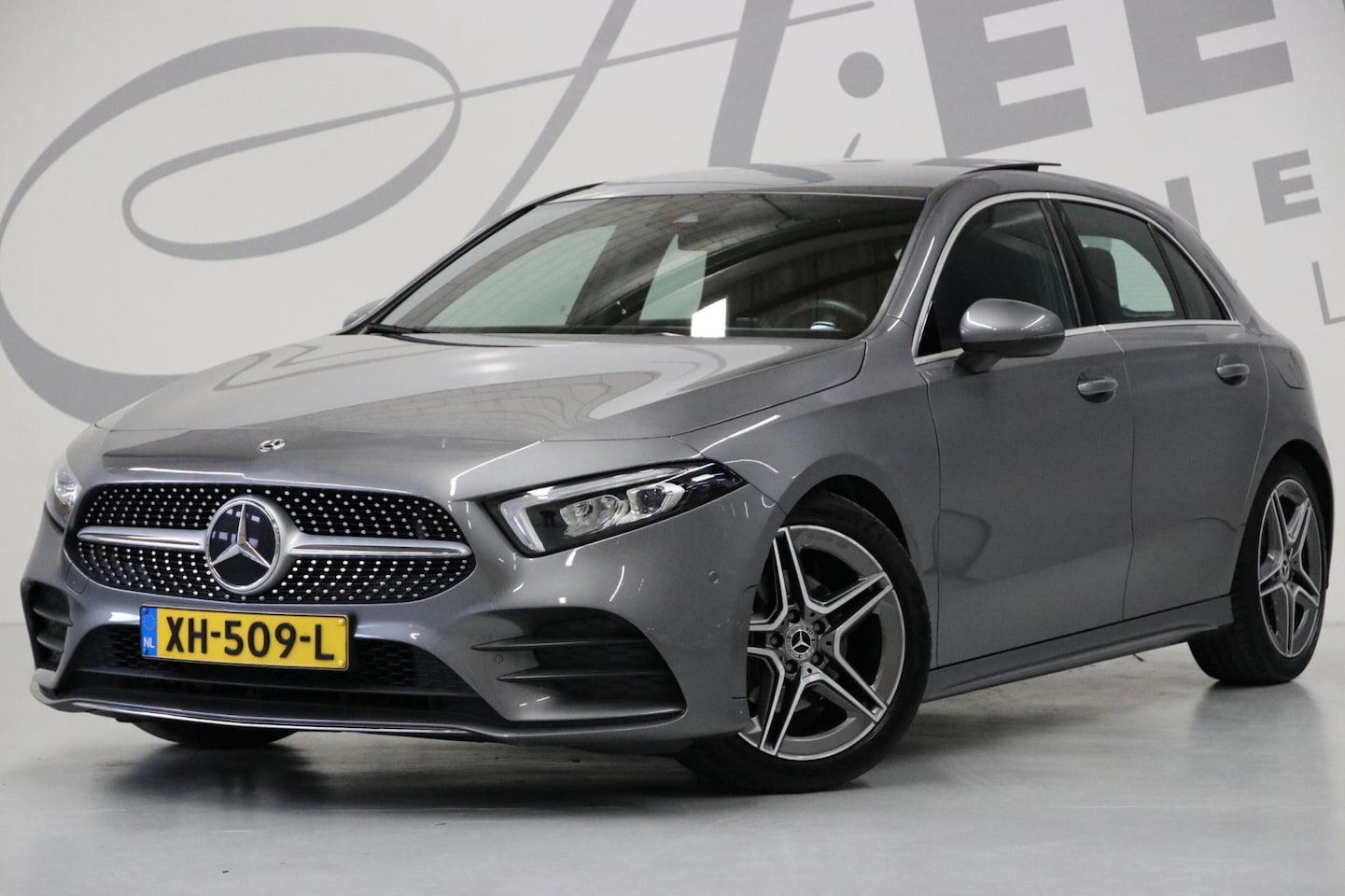 Mercedes-Benz A-klasse - 200 Business Solution AMG/Panoramadak/Widescreen/camera - AutoWereld.nl