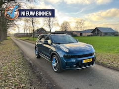 Lynk & Co 01 - 1.5 Hybrid | Panoramadak | Stoelverwarming | Achteruitrijcamera