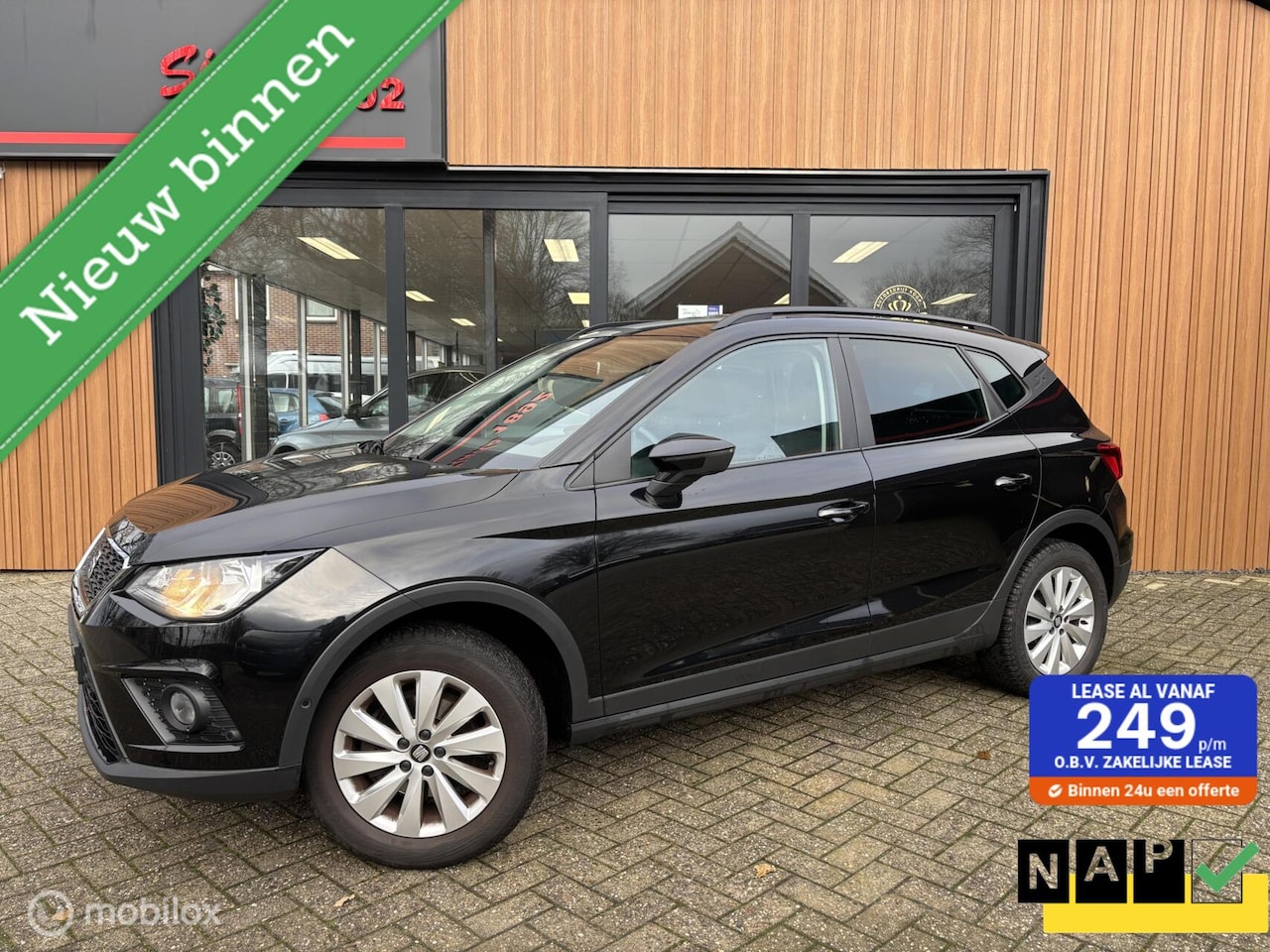 SEAT Arona - 1.0 TSI Style Business Intense |CarPlay | NL-Auto | Clima | Camera | Sensoren V&A | All se - AutoWereld.nl