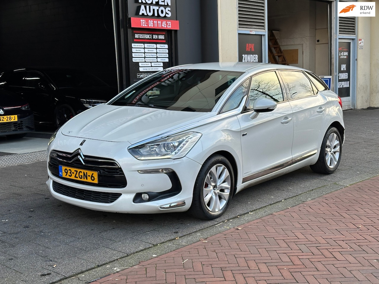 Citroën DS5 - 2.0 Hybrid4 Business Aut Navi Clima Camera PDC - AutoWereld.nl
