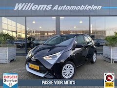 Toyota Aygo - 1.0 VVT-i x-play App-Connect, Airco & Elektrische Ramen