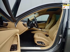 Porsche Panamera - 3.0 4 Executive Sport / 2x Pano / NL / BTW incl