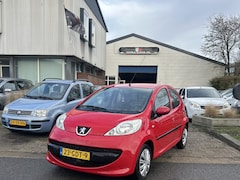 Peugeot 107 - 1.0-12V XS 107 1.0-12V XS 107 1.0-12V XS 5 Deurs Apk 09-12-2026