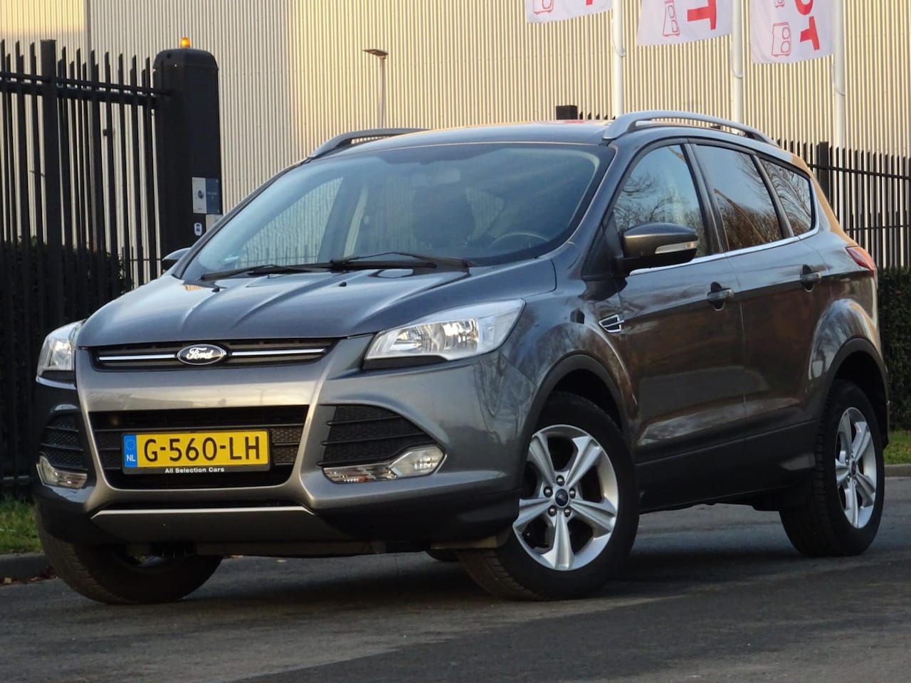 Ford Kuga - 1.6 Titanium 1-EIGENAAR NAVI/AIRCO/CRUISE/PDC/APK - AutoWereld.nl