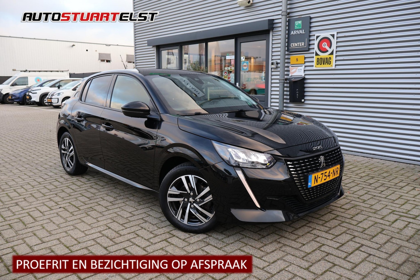 Peugeot 208 - 1.2 PureTech Allure 1e Eigenaar | NL-Auto | Volledig Onderh | BTW | Automaat | Camera | Na - AutoWereld.nl