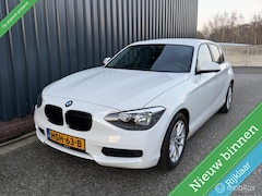 BMW 1-serie - 116i High Executive 5-DEURS/NETJES/AIRCO/STOELVERWARMING